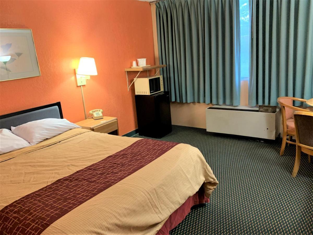 Red Carpet Inn & Suites Lima -Listing Partner Luaran gambar