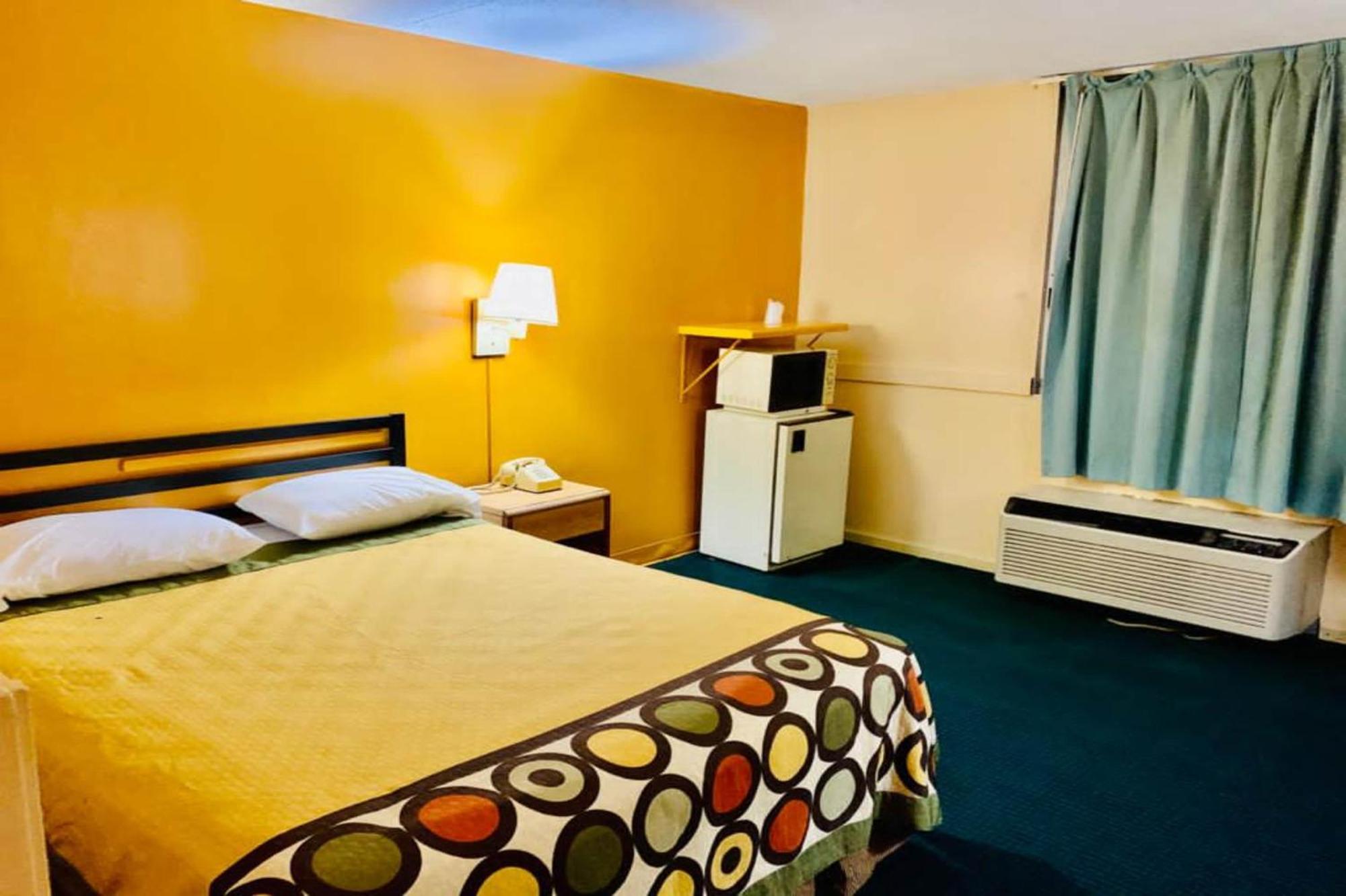 Red Carpet Inn & Suites Lima -Listing Partner Luaran gambar