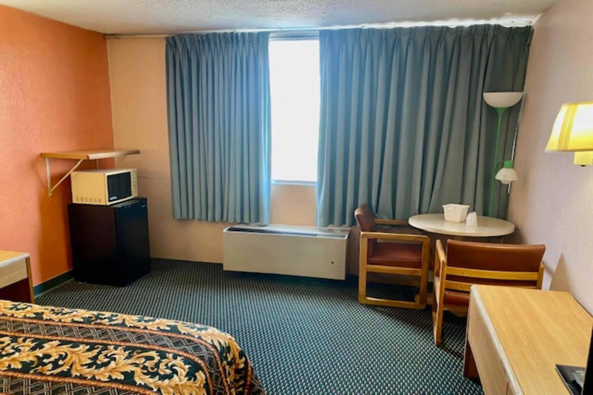 Red Carpet Inn & Suites Lima -Listing Partner Luaran gambar