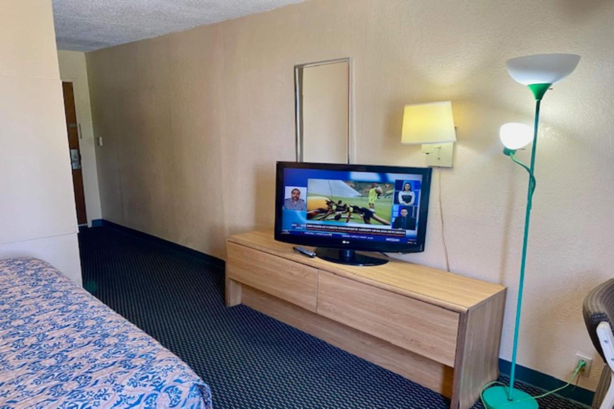Red Carpet Inn & Suites Lima -Listing Partner Luaran gambar