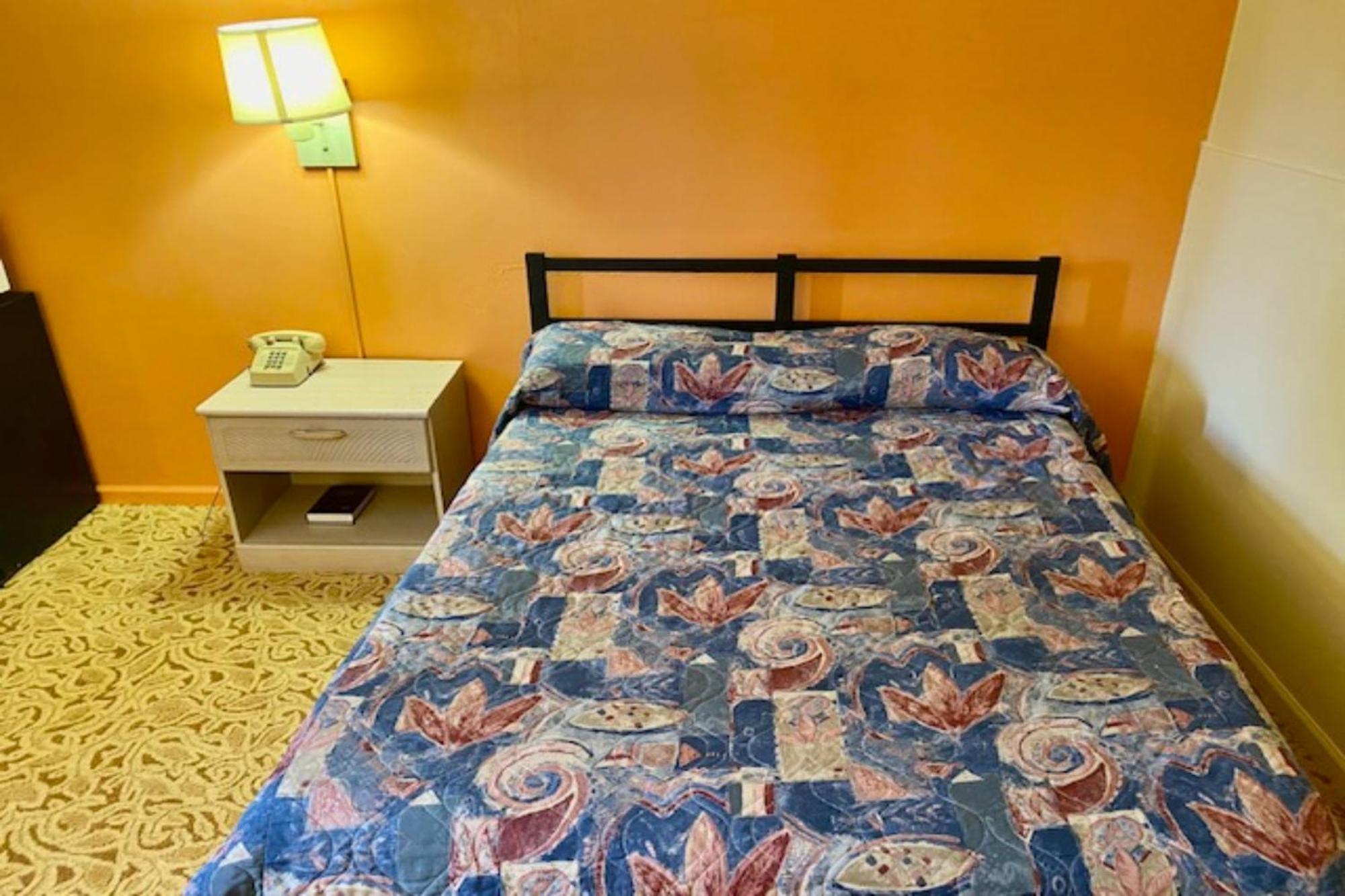 Red Carpet Inn & Suites Lima -Listing Partner Luaran gambar