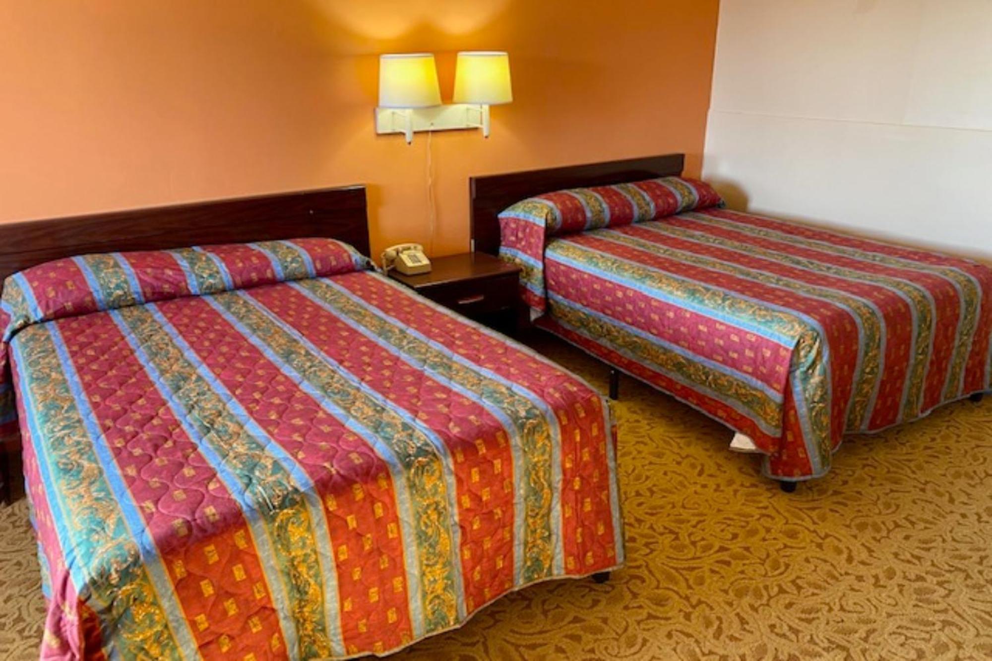 Red Carpet Inn & Suites Lima -Listing Partner Luaran gambar